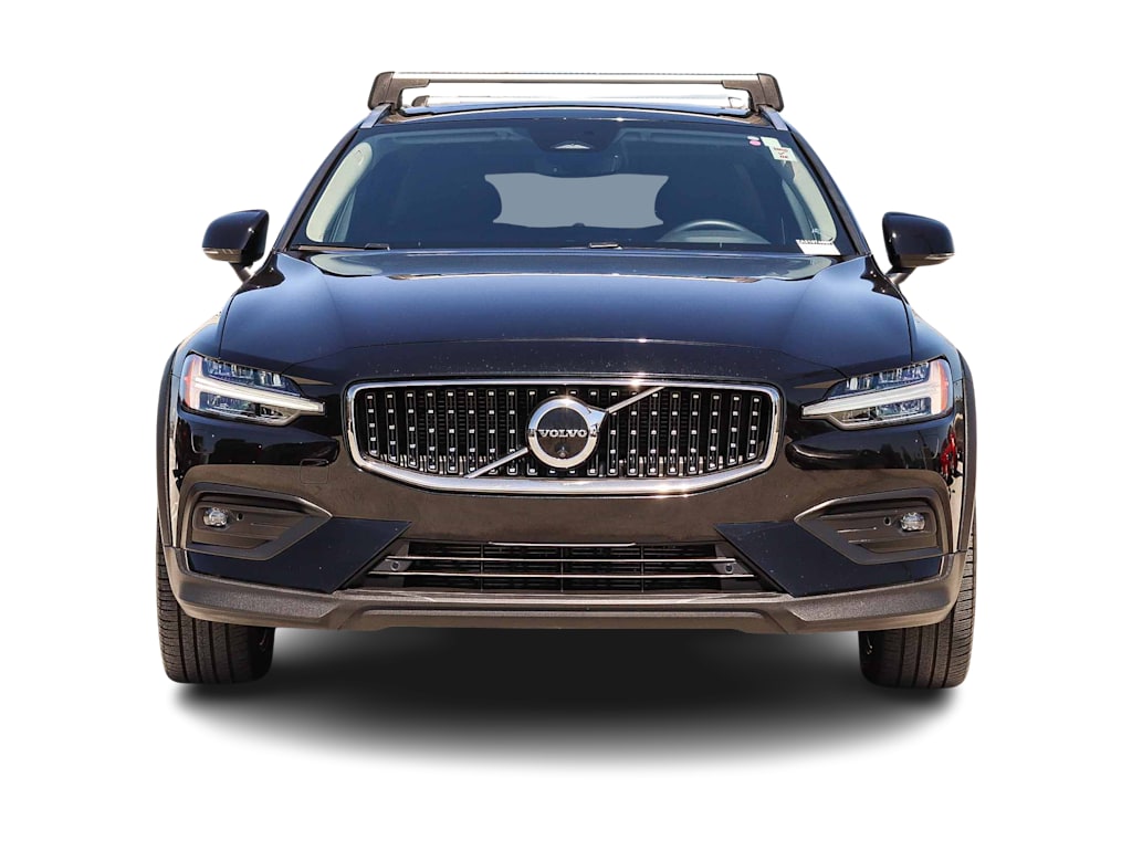 Thumbnail: 2023 Volvo V60 - 5