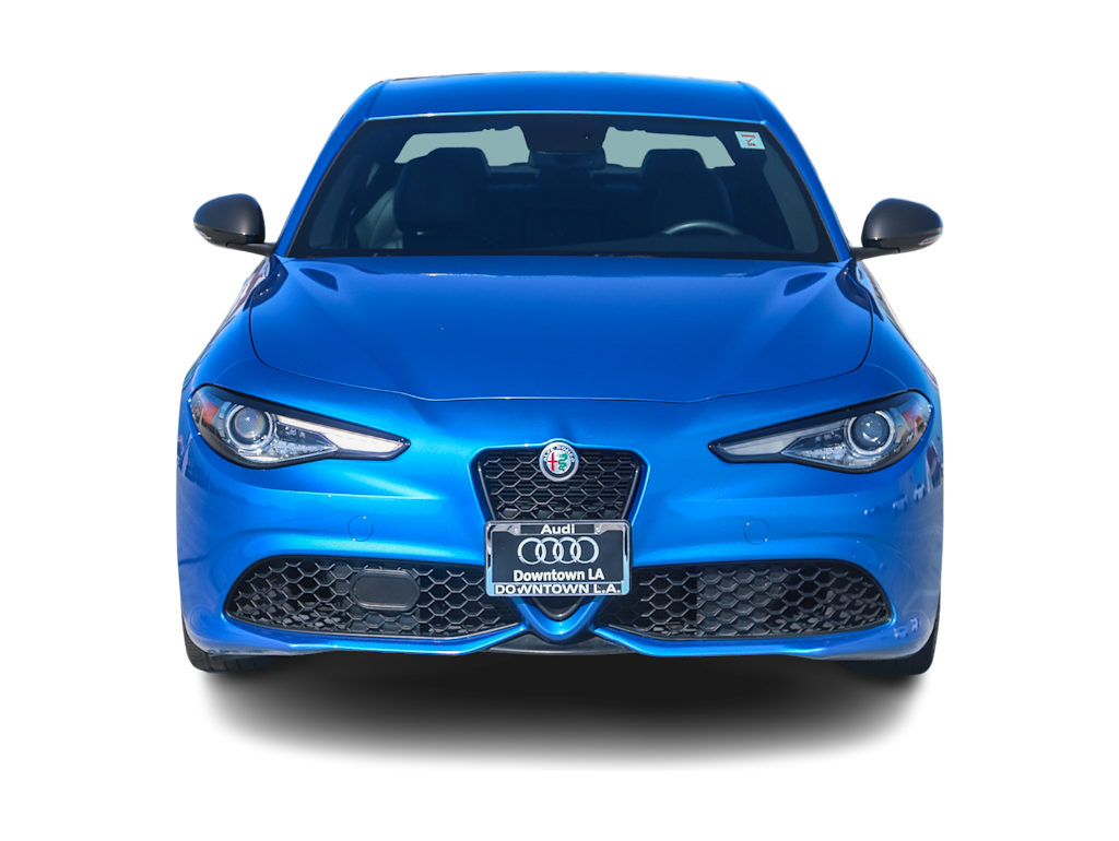 Thumbnail: 2019 Alfa Romeo Giulia - 5