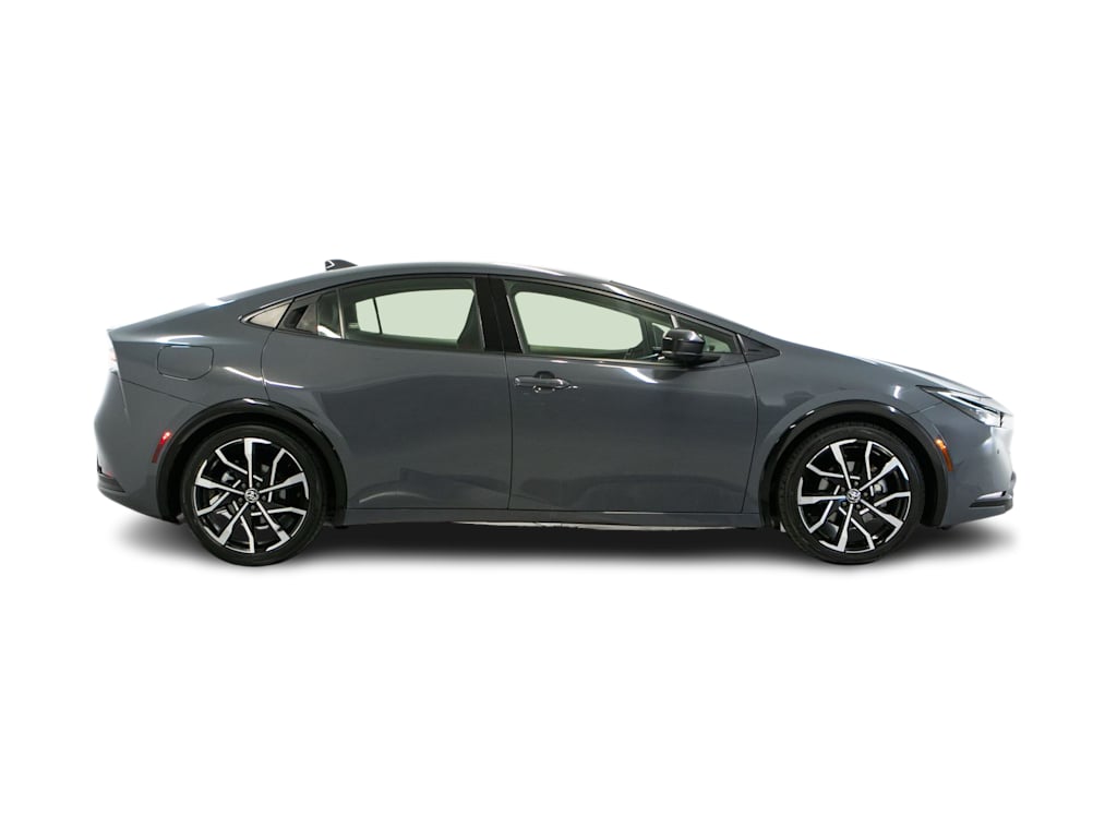 Thumbnail: 2023 Toyota Prius Prime - 16