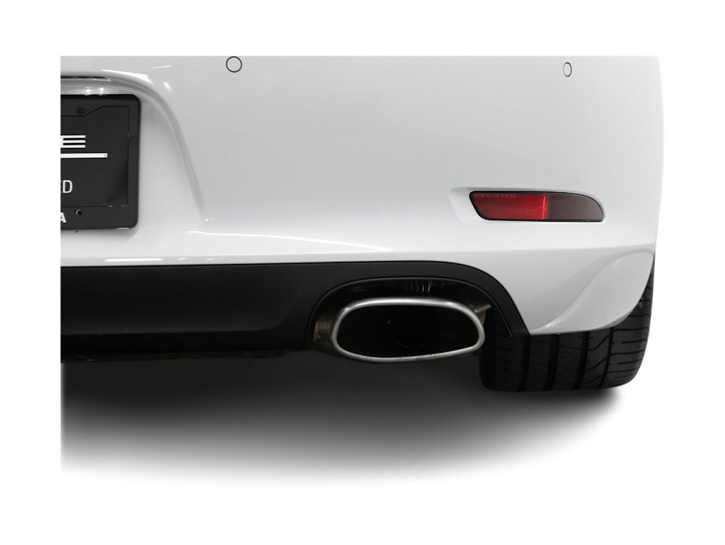 Thumbnail: 2016 Porsche 911 - 30