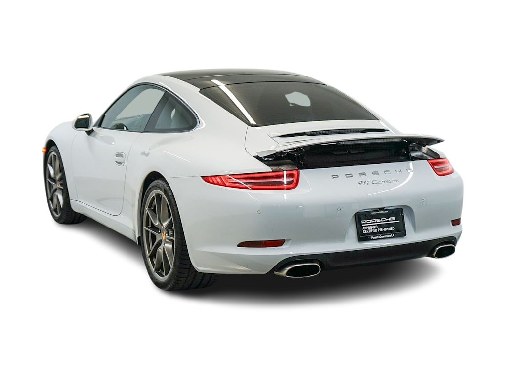 Thumbnail: 2016 Porsche 911 - 4