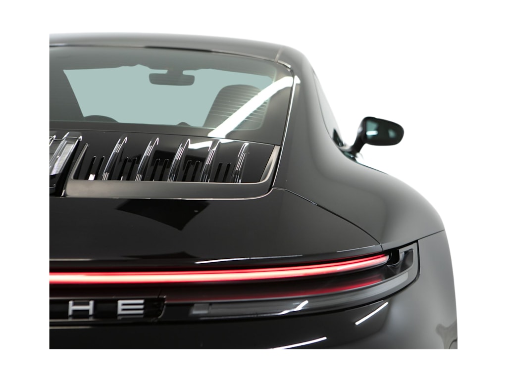Thumbnail: 2025 Porsche 911 - 35