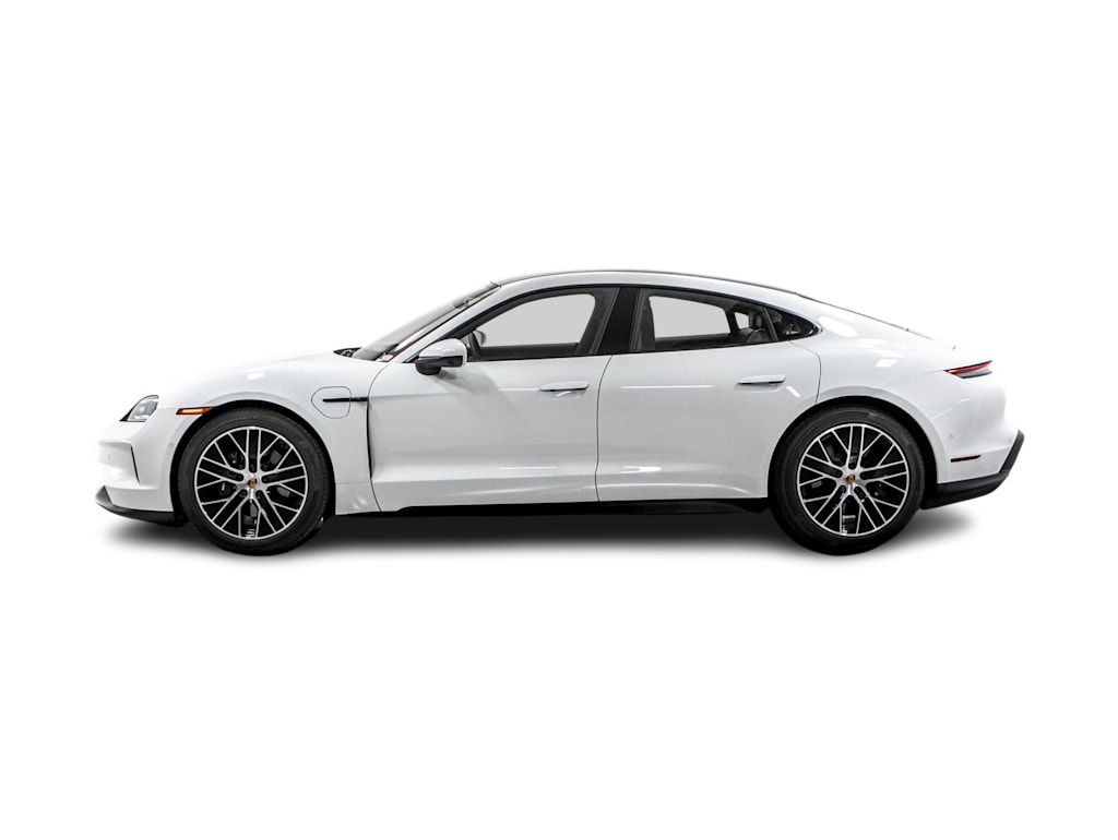 Thumbnail: 2026 Porsche Taycan - 3