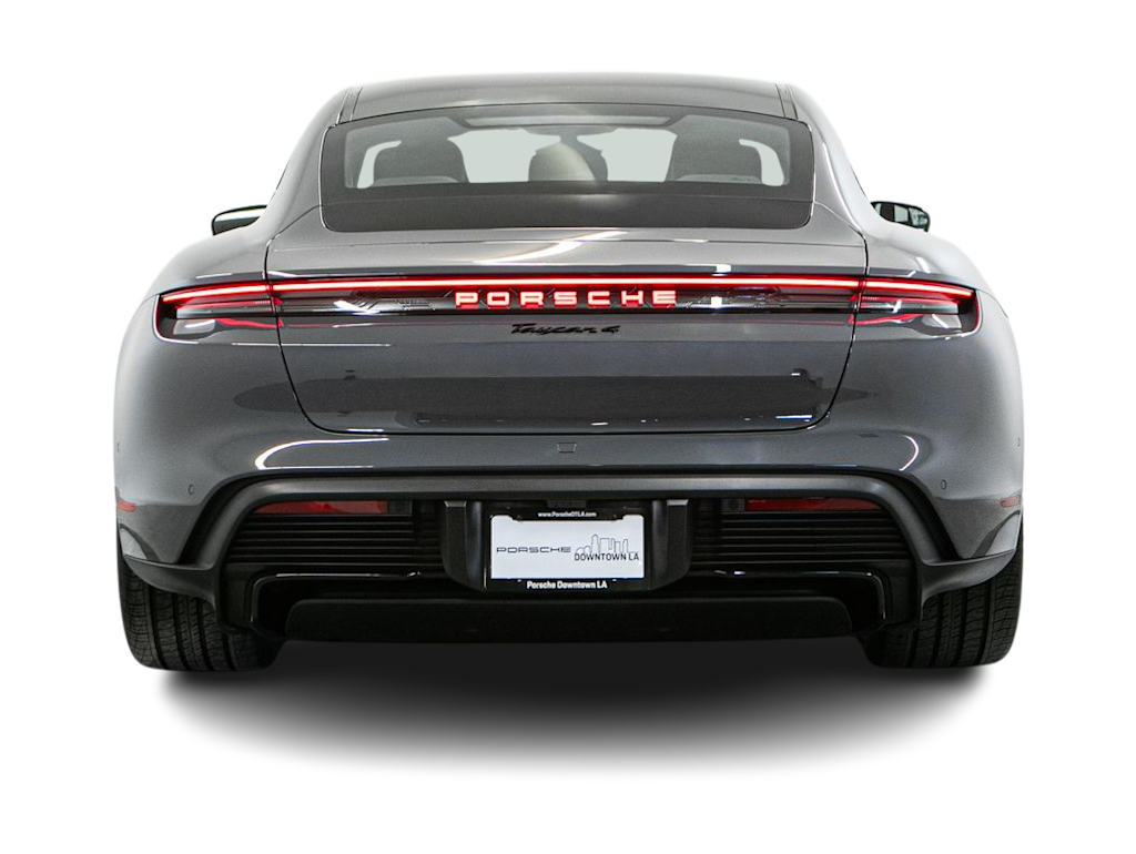 Thumbnail: 2026 Porsche Taycan - 17