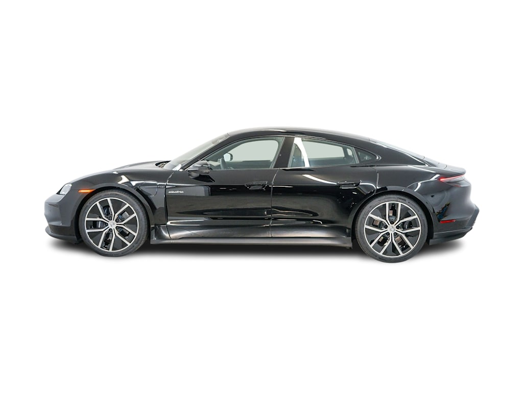 Thumbnail: 2026 Porsche Taycan - 3