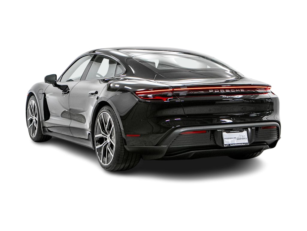 Thumbnail: 2026 Porsche Taycan - 14