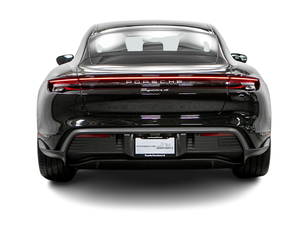 Thumbnail: 2026 Porsche Taycan - 15