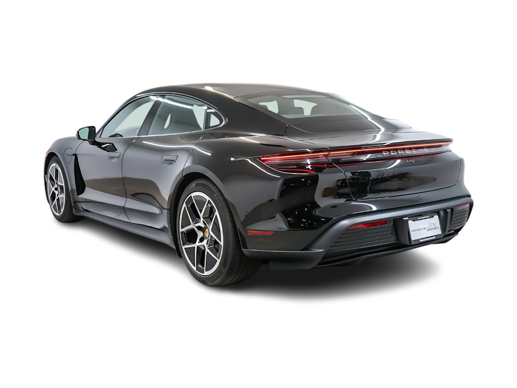 Thumbnail: 2026 Porsche Taycan - 4