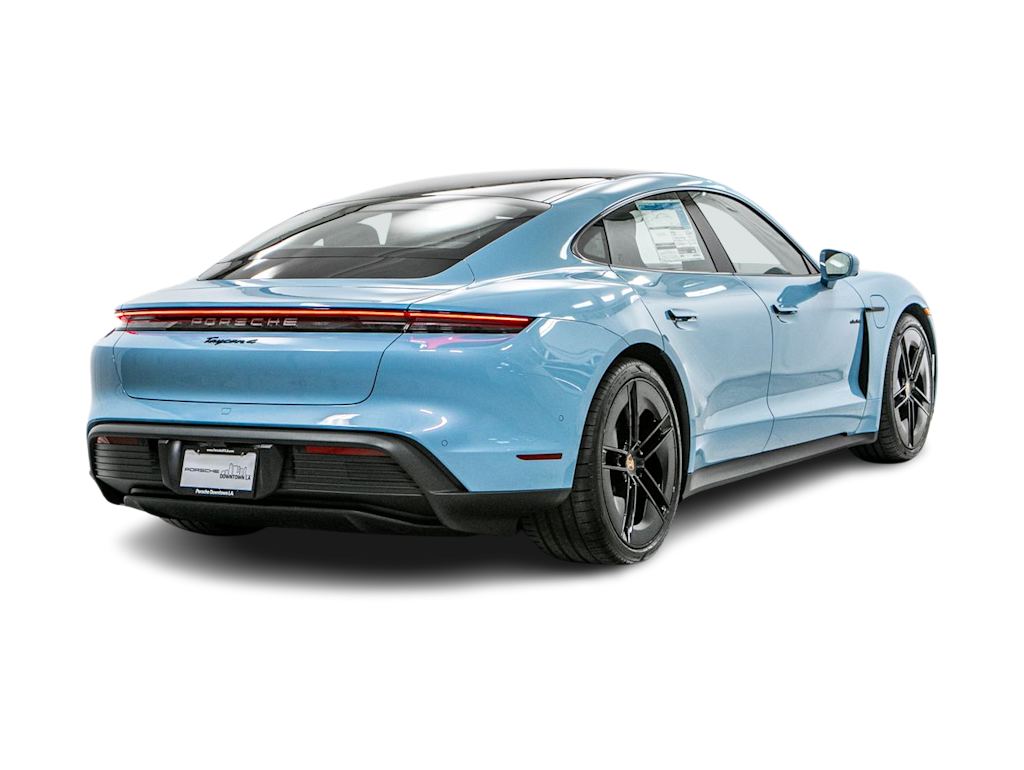 Thumbnail: 2026 Porsche Taycan - 14