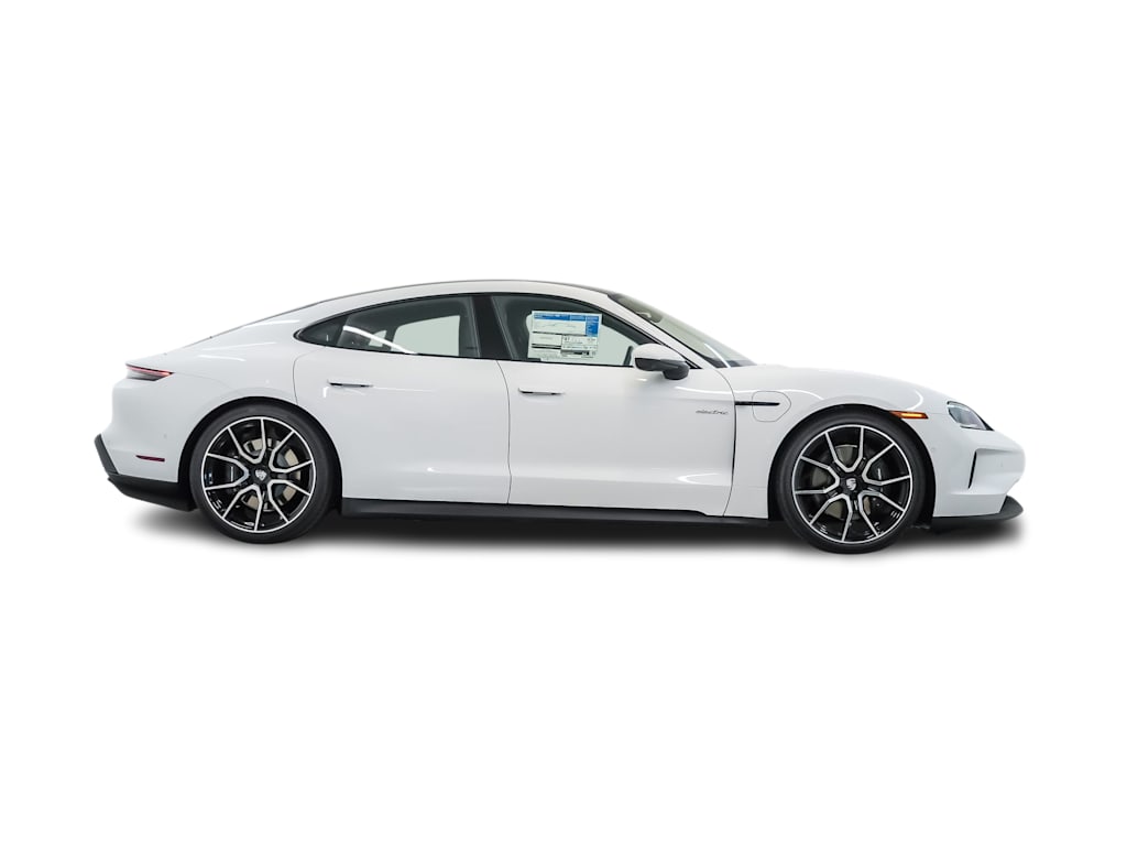 Thumbnail: 2026 Porsche Taycan - 17