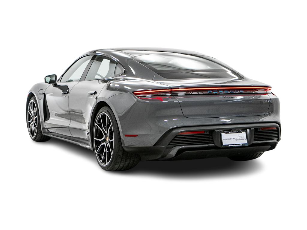 Thumbnail: 2026 Porsche Taycan - 4