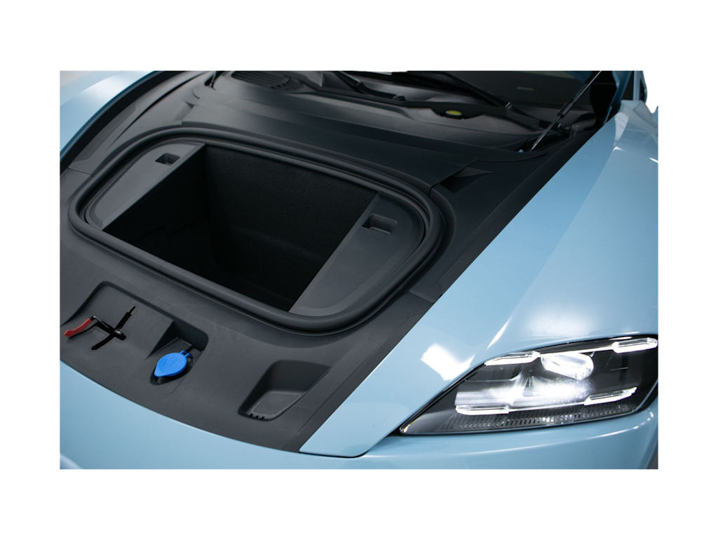 Thumbnail: 2026 Porsche Taycan - 12