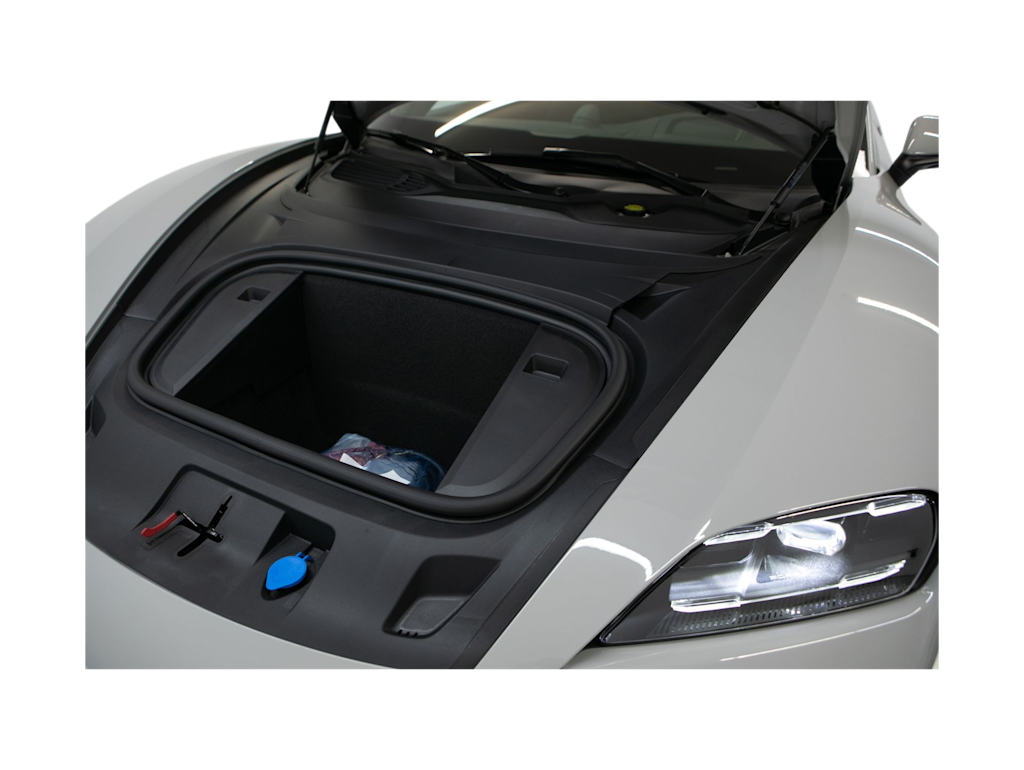 Thumbnail: 2026 Porsche Taycan - 15