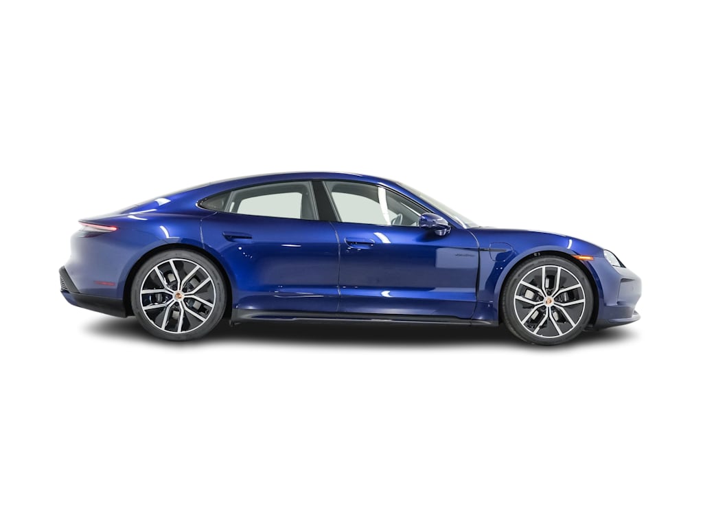 Thumbnail: 2026 Porsche Taycan - 17