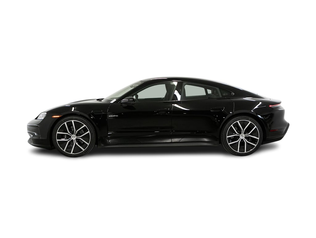 Thumbnail: 2026 Porsche Taycan - 3