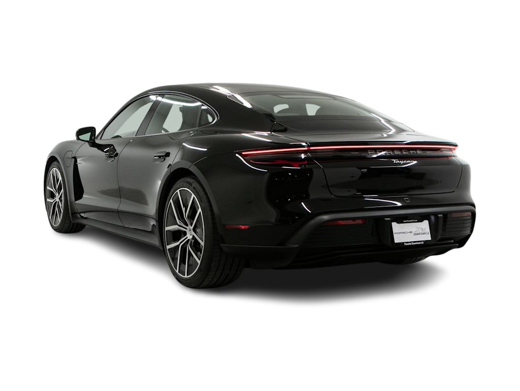 Thumbnail: 2026 Porsche Taycan - 4