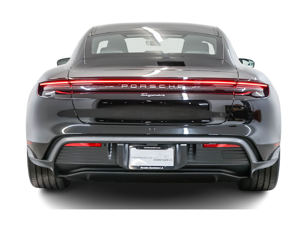Thumbnail: 2026 Porsche Taycan - 21