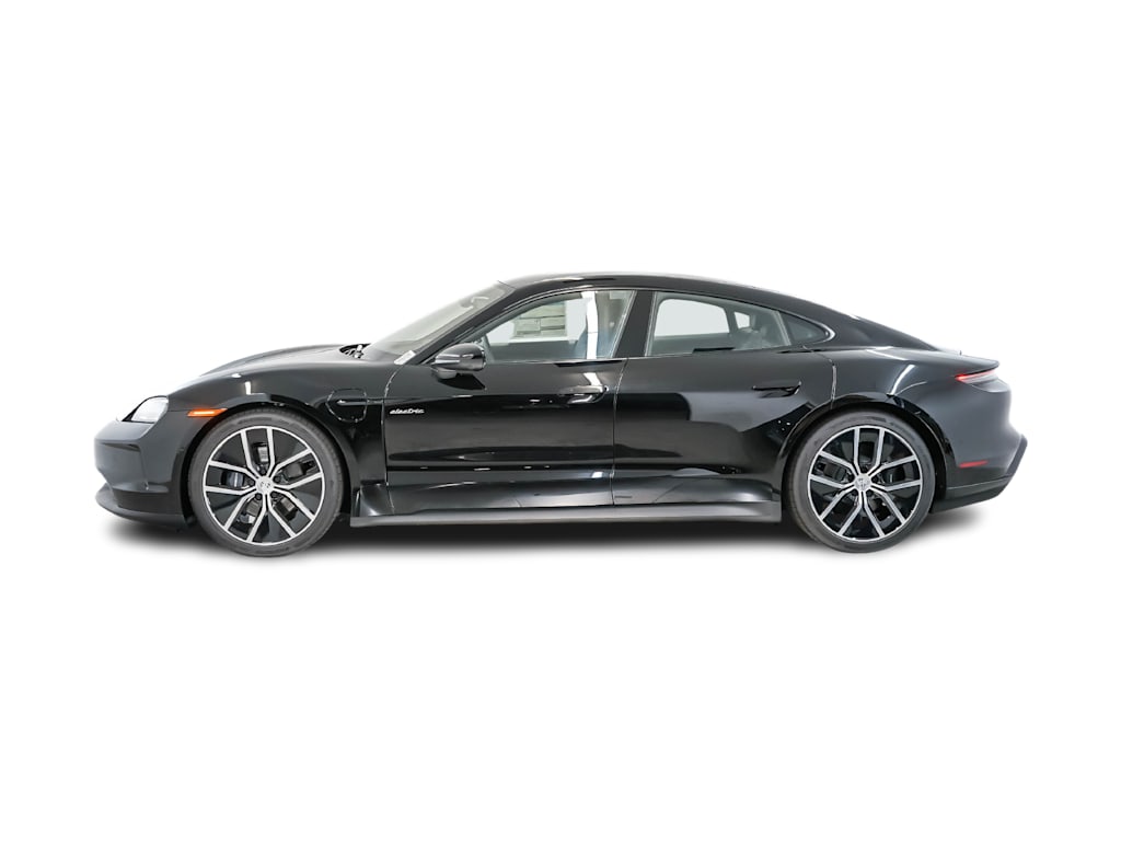 Thumbnail: 2026 Porsche Taycan - 3
