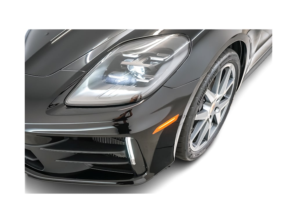 Thumbnail: 2026 Porsche Panamera - 26