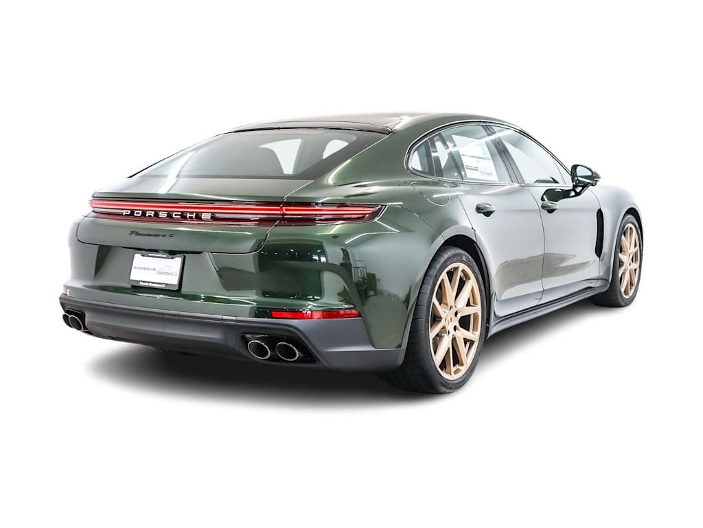 Thumbnail: 2026 Porsche Panamera - 21