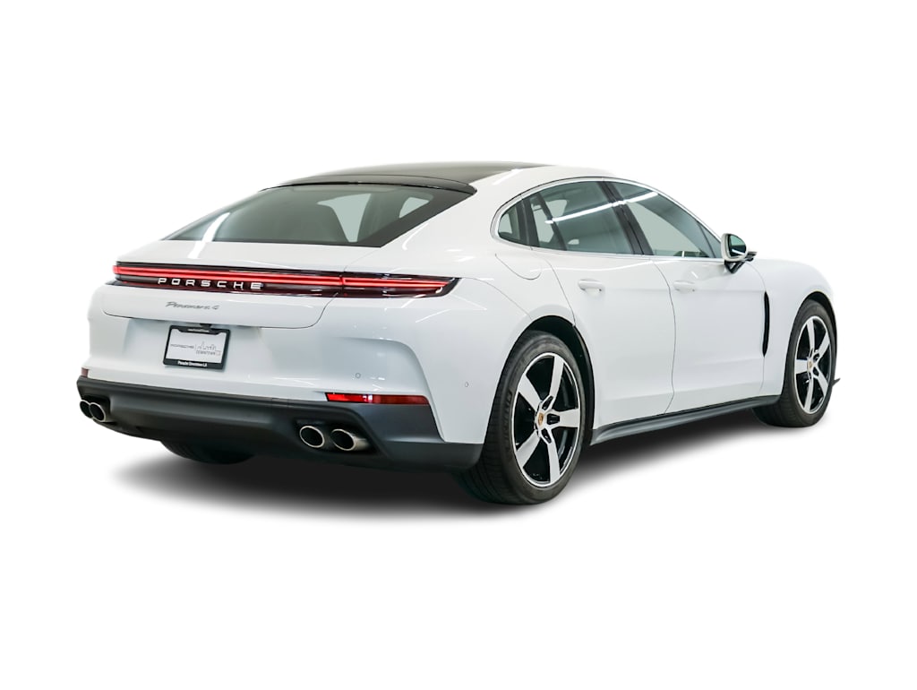 Thumbnail: 2025 Porsche Panamera - 21