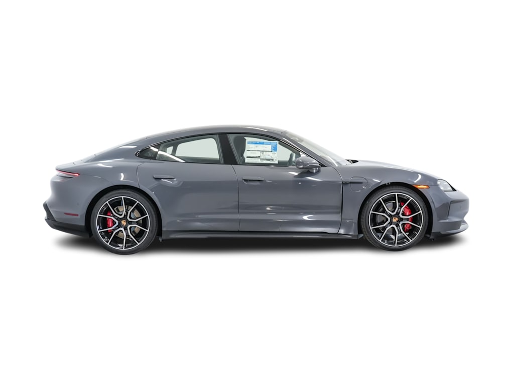Thumbnail: 2026 Porsche Taycan - 17