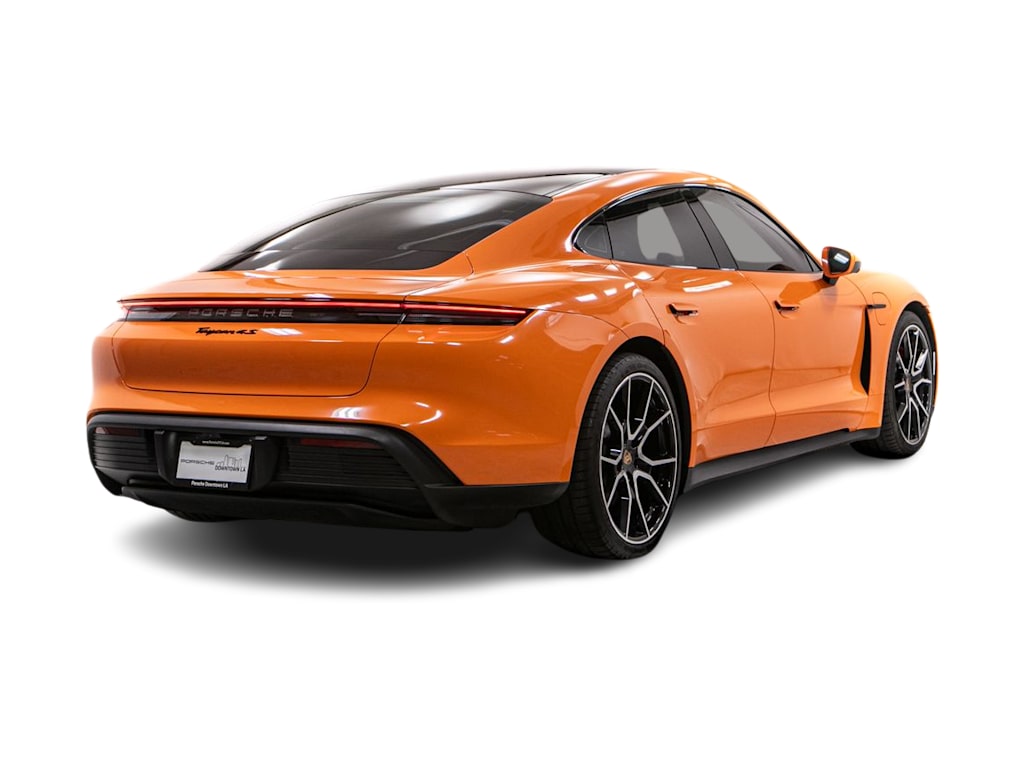 Thumbnail: 2025 Porsche Taycan - 19