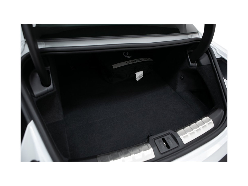 Thumbnail: 2025 Porsche Taycan - 13