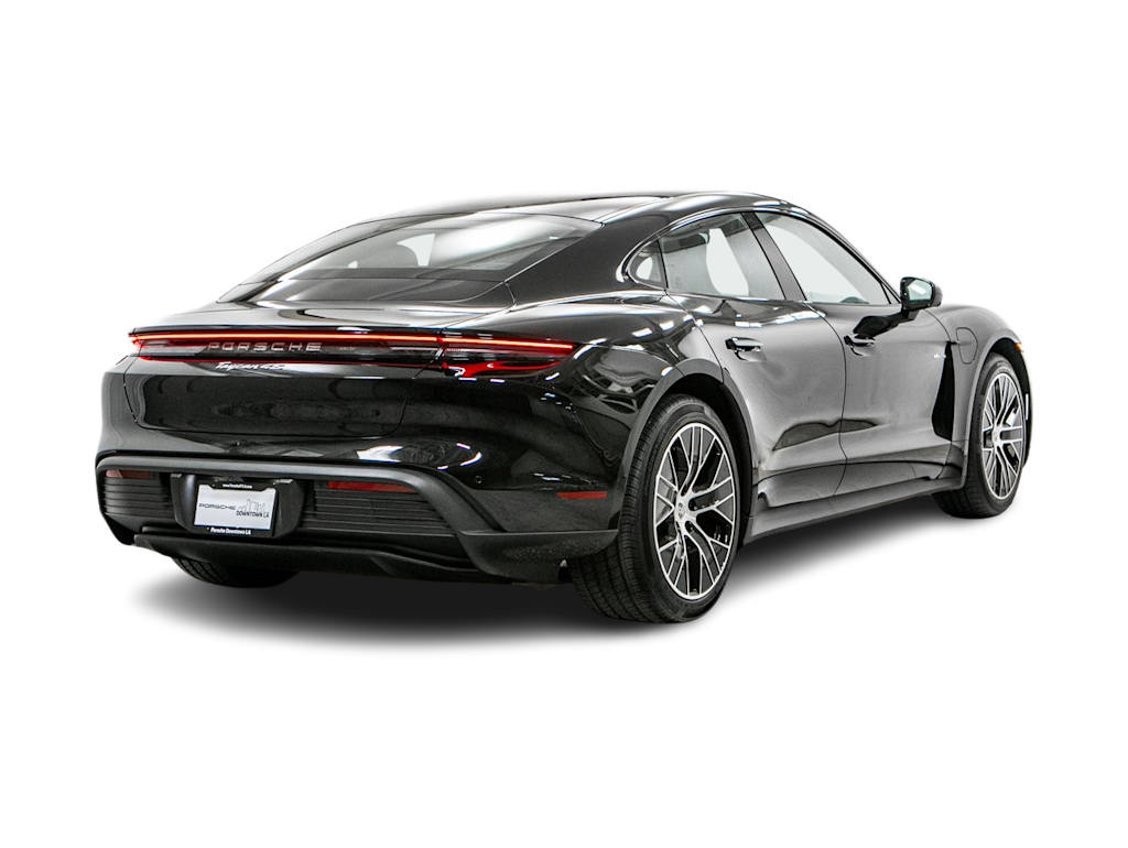 Thumbnail: 2026 Porsche Taycan - 16