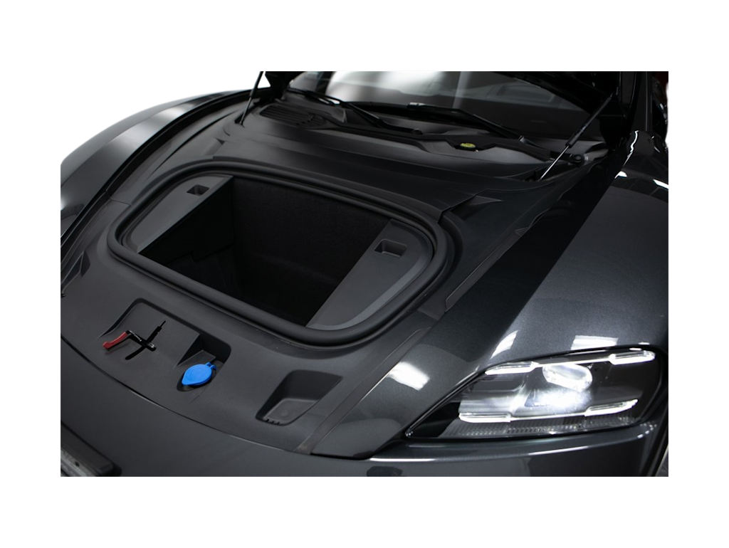 Thumbnail: 2025 Porsche Taycan - 12