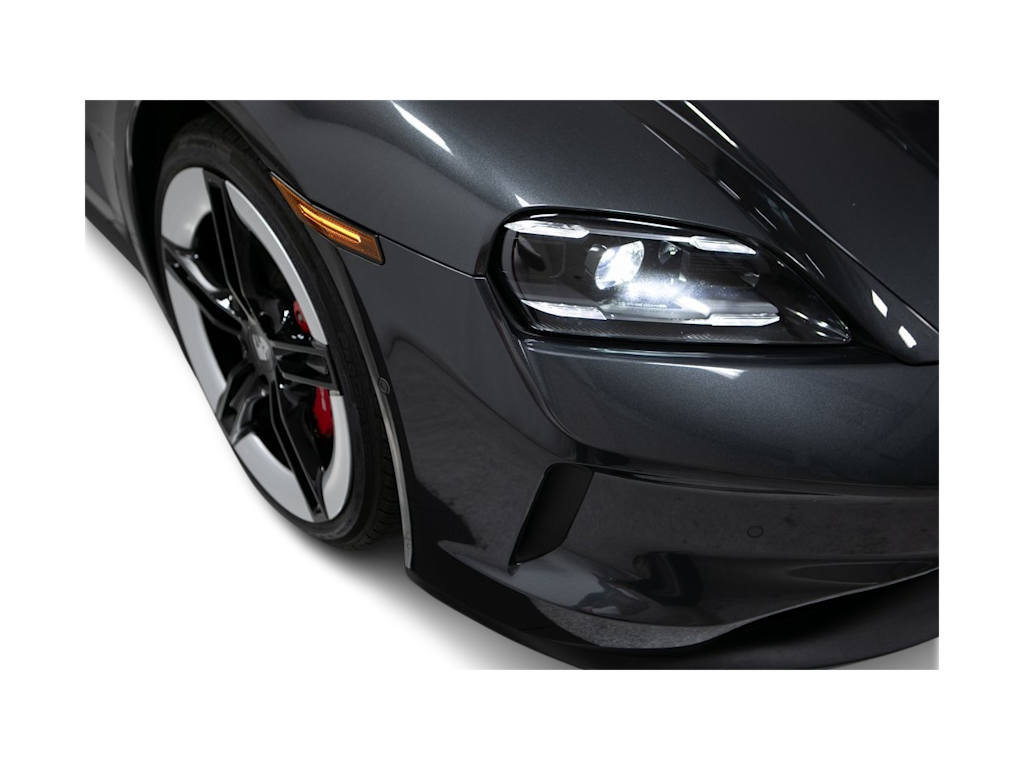 Thumbnail: 2025 Porsche Taycan - 18