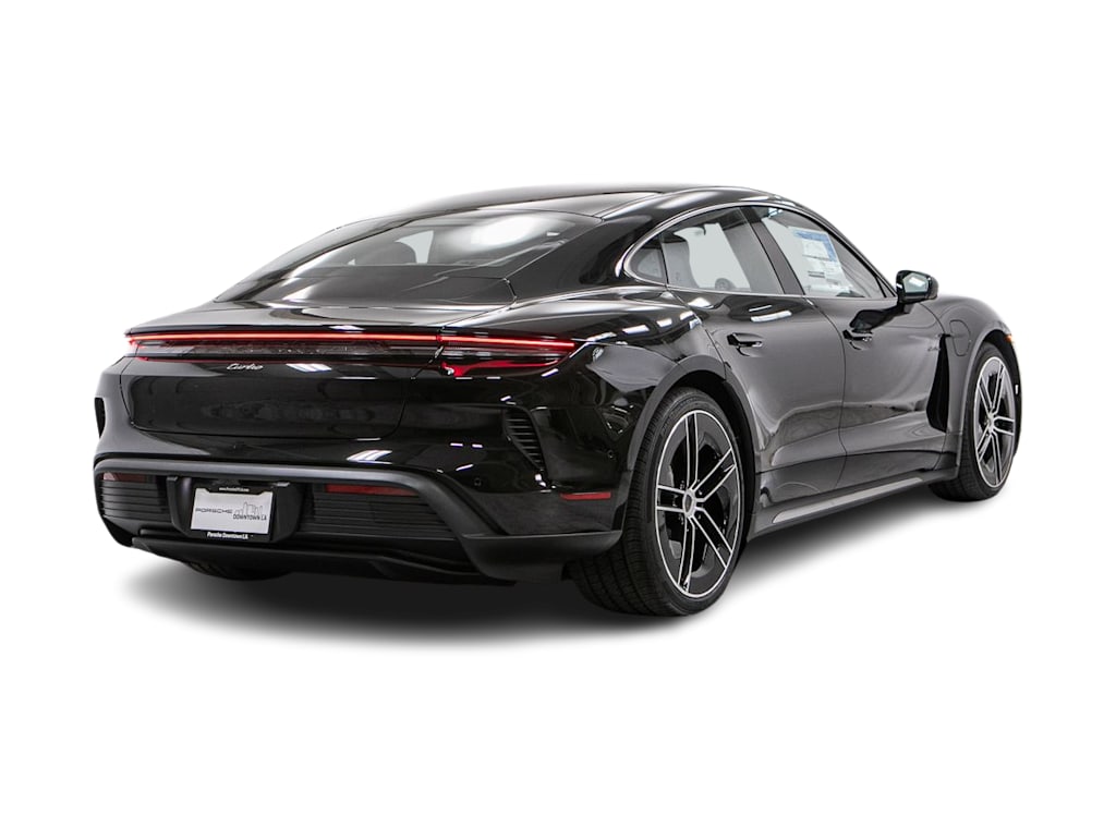 Thumbnail: 2026 Porsche Taycan - 17