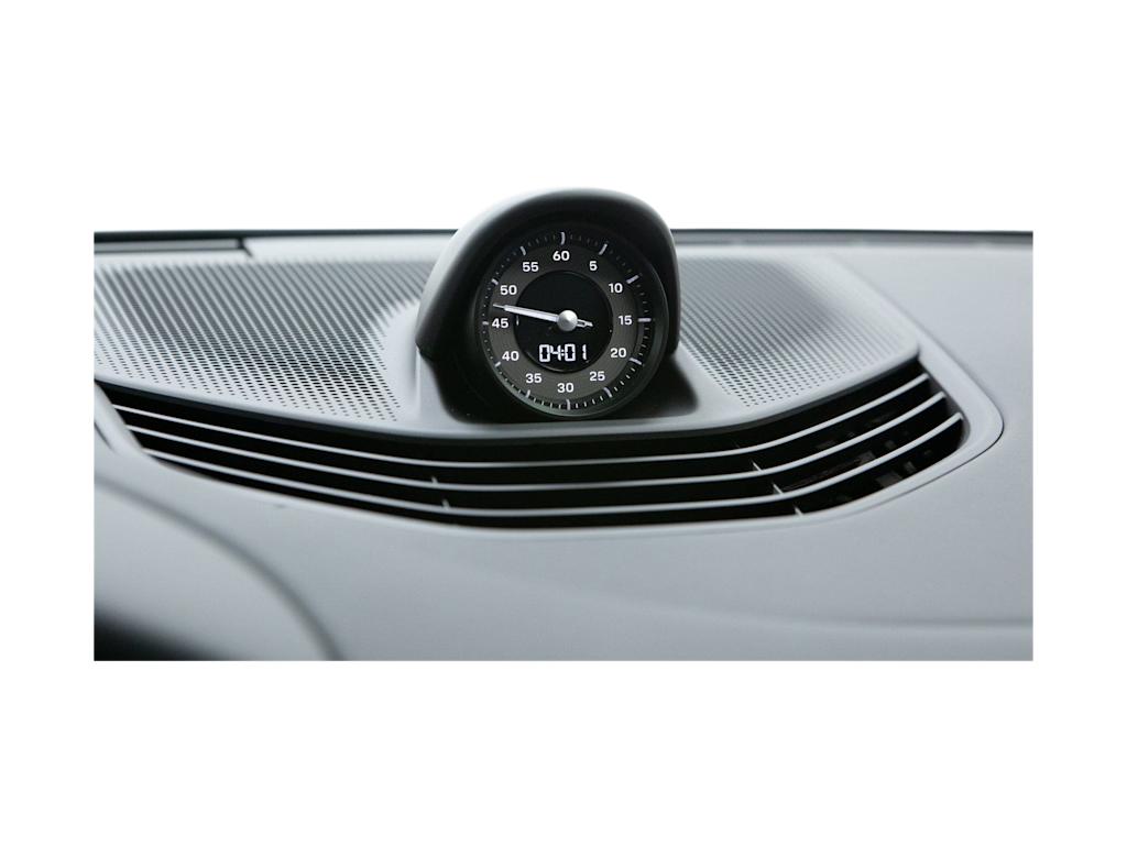 Thumbnail: 2026 Porsche Taycan - 27