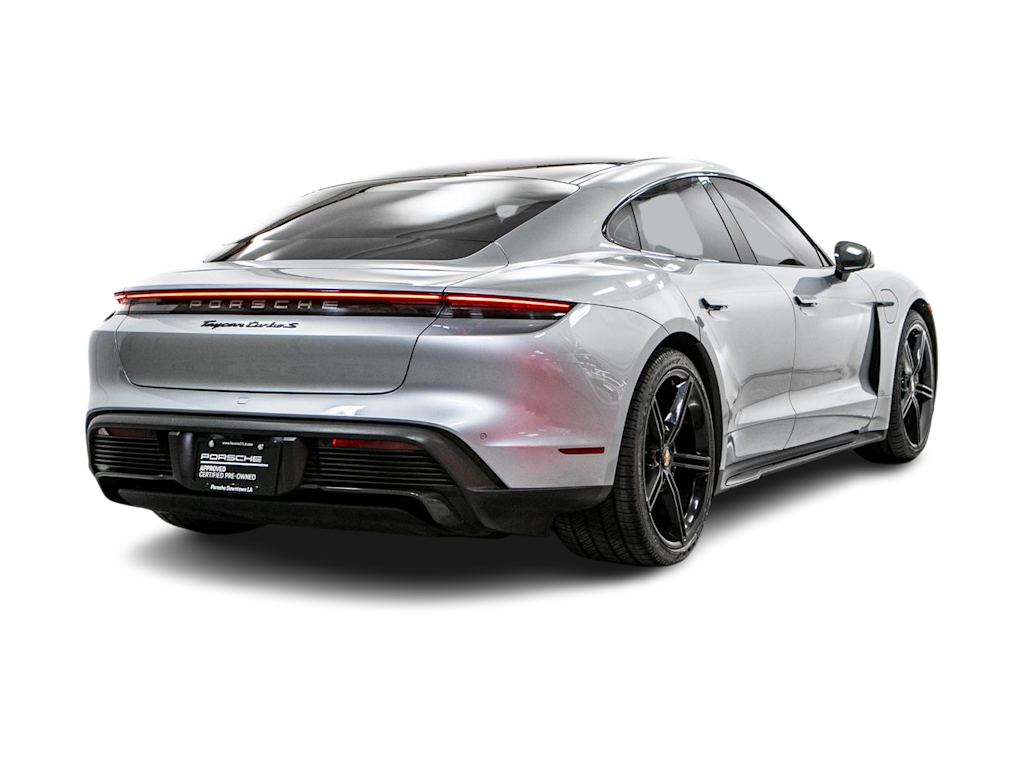 Thumbnail: 2021 Porsche Taycan - 14