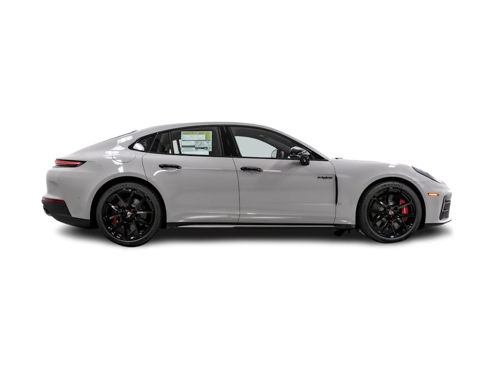 Thumbnail: 2026 Porsche Panamera - 16