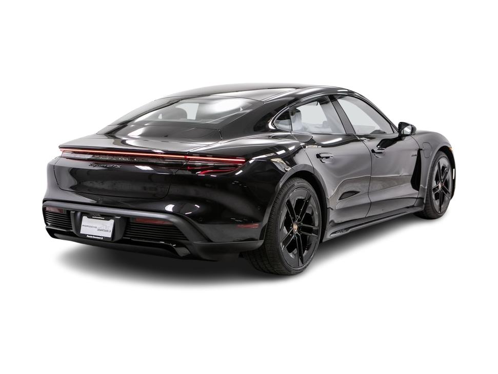 Thumbnail: 2026 Porsche Taycan - 15