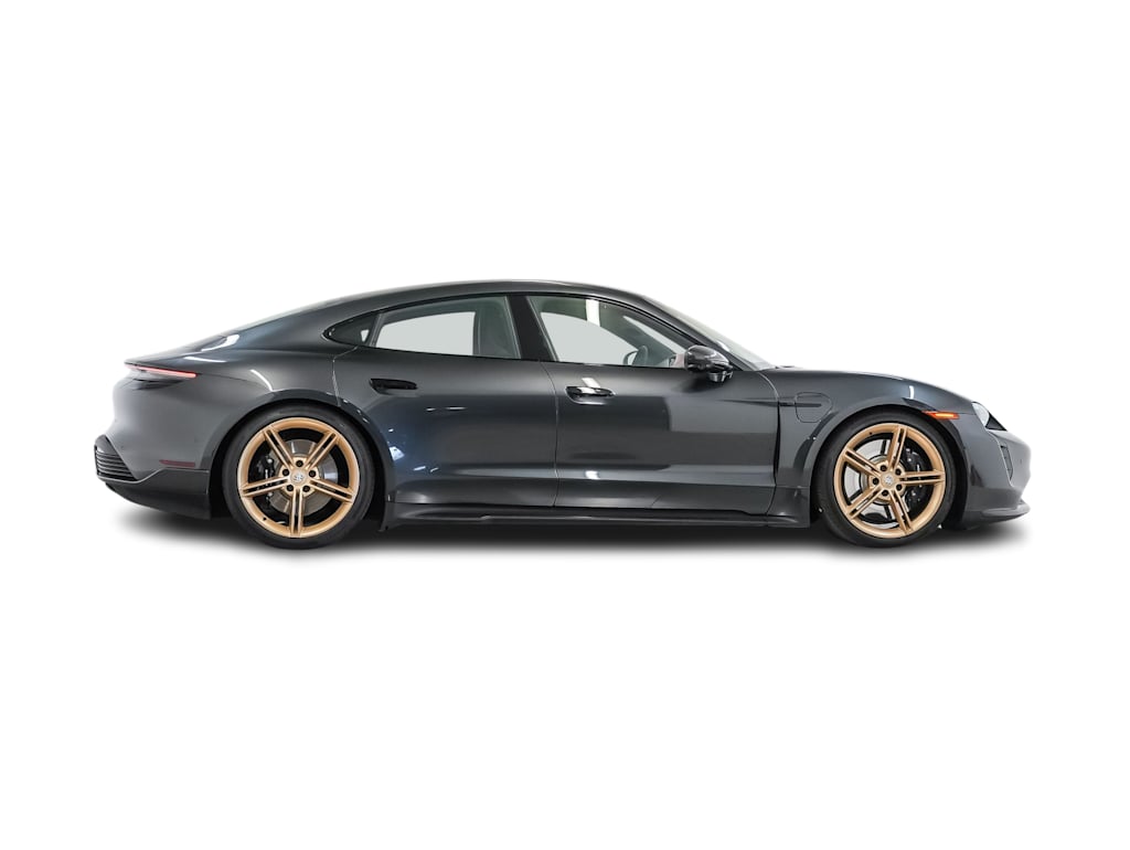 Thumbnail: 2023 Porsche Taycan - 19
