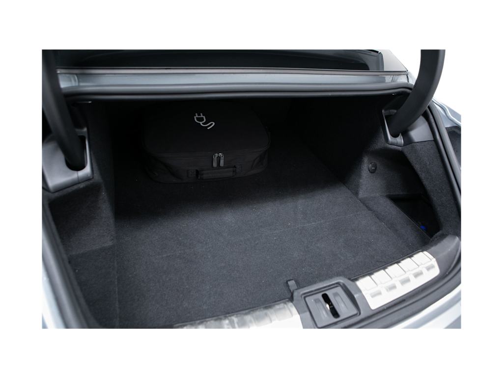 Thumbnail: 2024 Porsche Taycan - 15