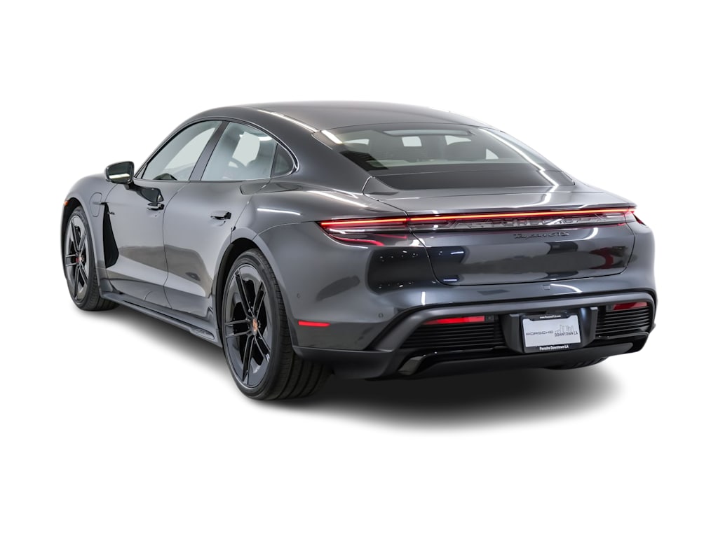 Thumbnail: 2026 Porsche Taycan - 3