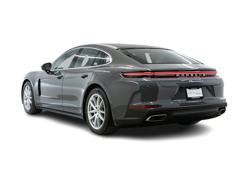 Thumbnail: 2026 Porsche Panamera - 4