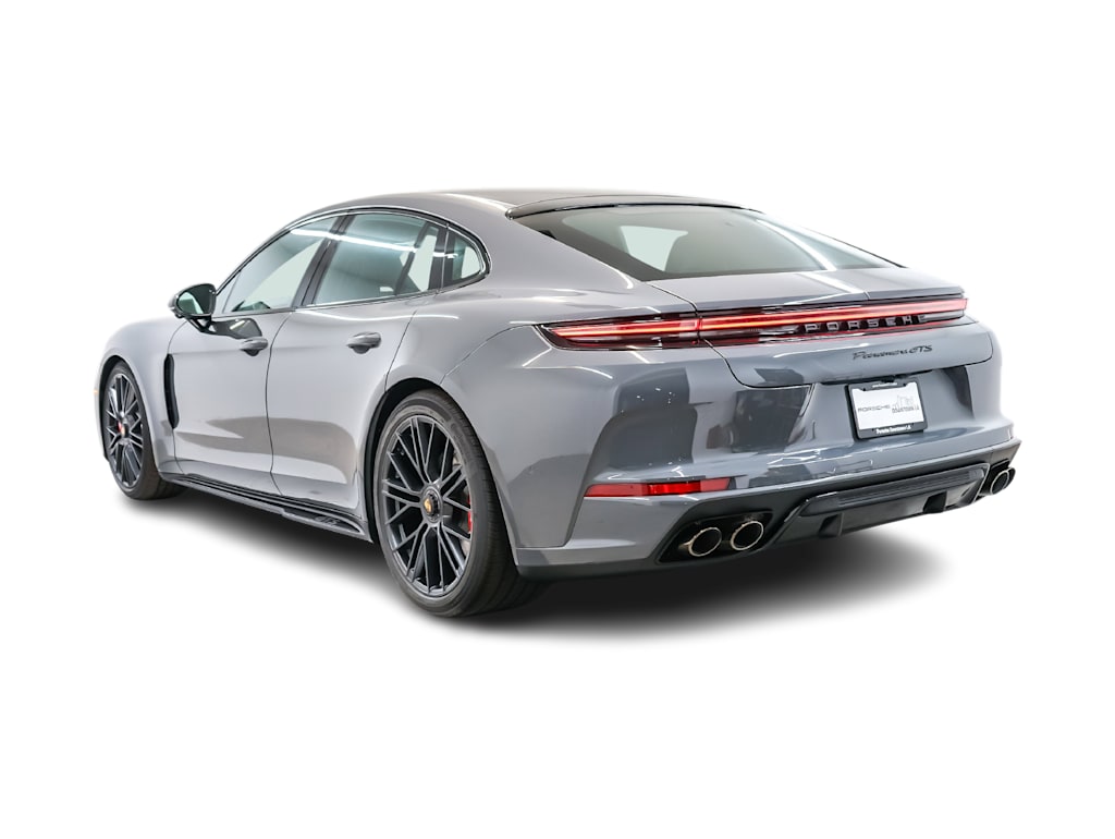 Thumbnail: 2026 Porsche Panamera - 4