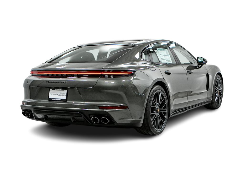 Thumbnail: 2026 Porsche Panamera - 14
