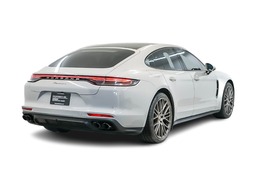 Thumbnail: 2023 Porsche Panamera - 22