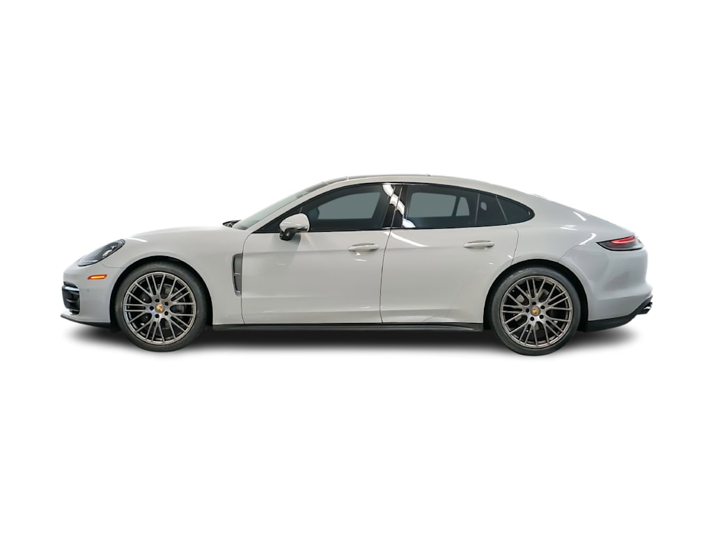 Thumbnail: 2023 Porsche Panamera - 3