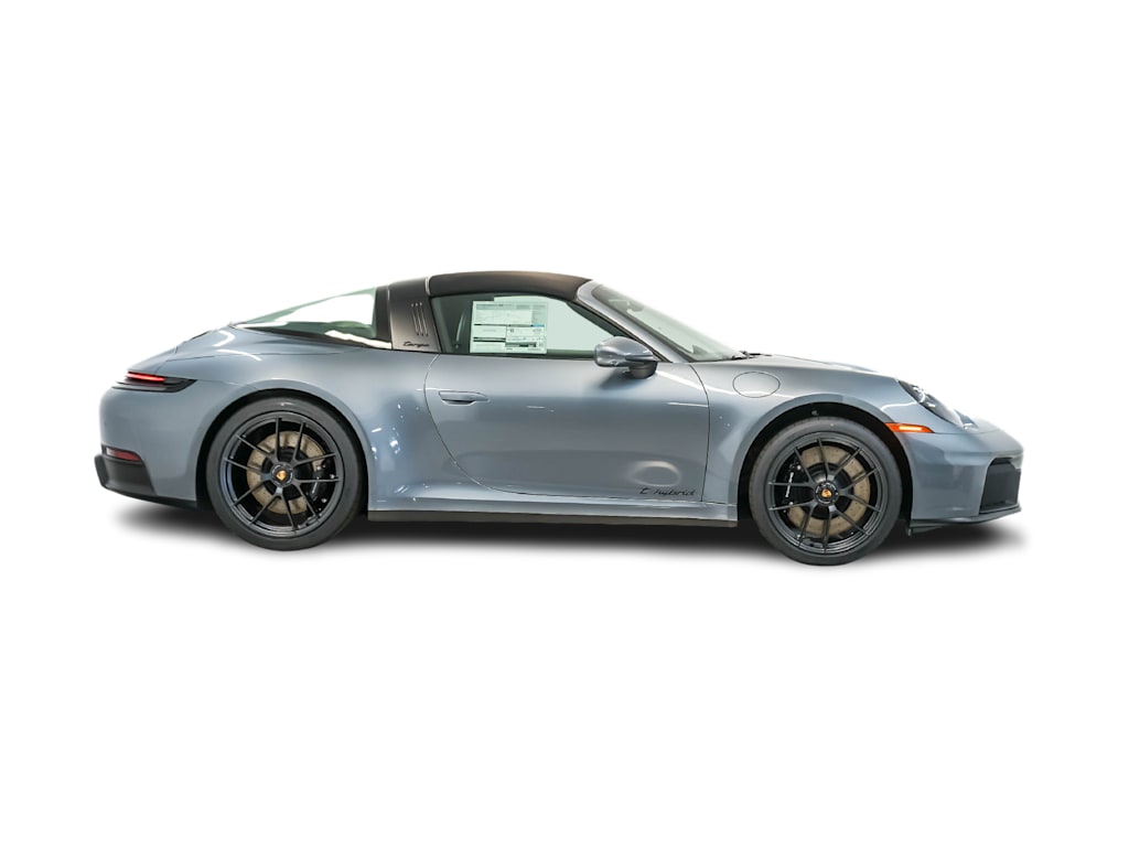 Thumbnail: 2026 Porsche 911 - 15