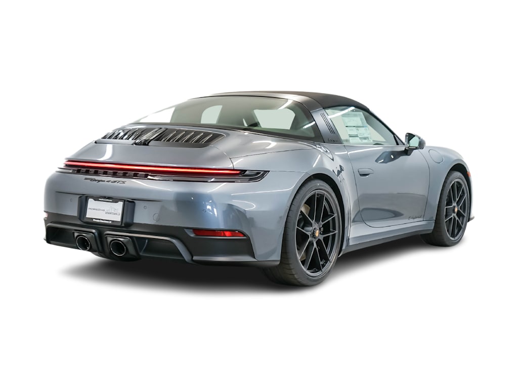Thumbnail: 2026 Porsche 911 - 16