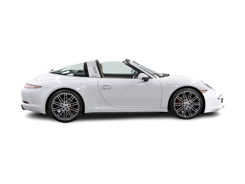 Thumbnail: 2015 Porsche 911 - 16