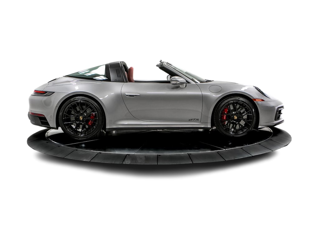 Thumbnail: 2022 Porsche 911 - 17