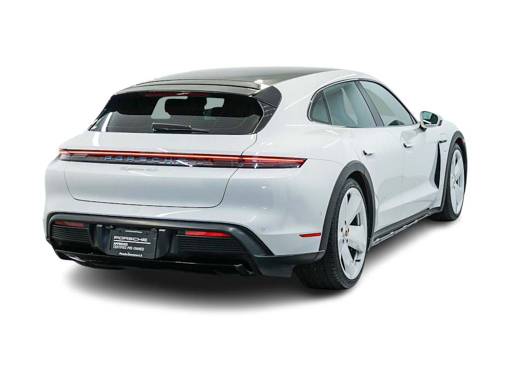 Thumbnail: 2023 Porsche Taycan - 19