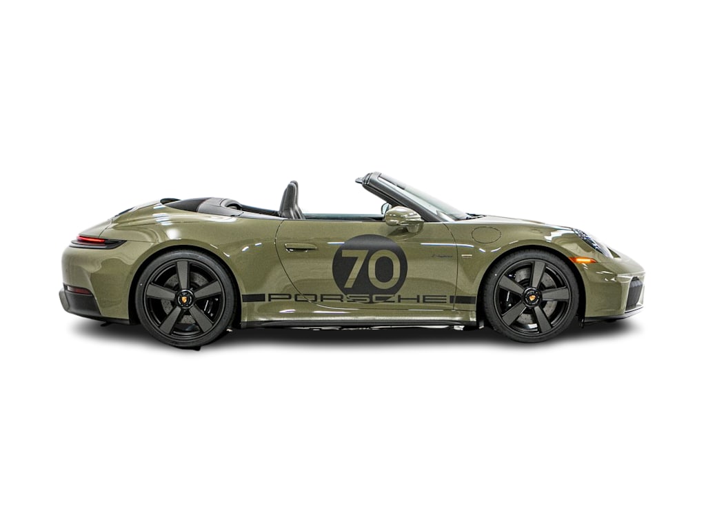 Thumbnail: 2026 Porsche 911 - 15
